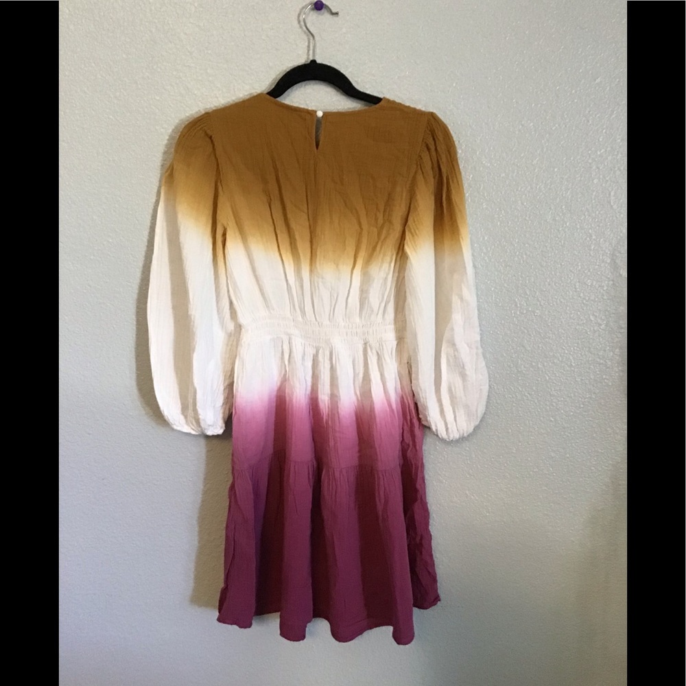 Universal Thread Dress. - Picture 2 of 8